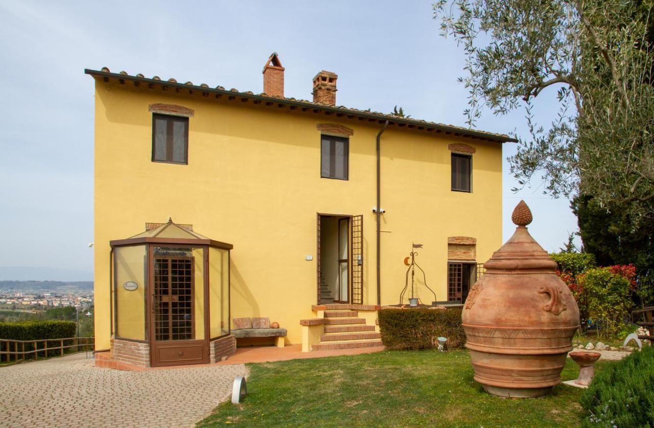 Montevecchio Apartments Montopoli in Val dʼArno Exteriör bild