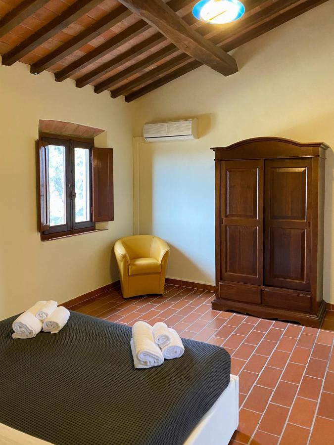 Montevecchio Apartments Montopoli in Val dʼArno Exteriör bild