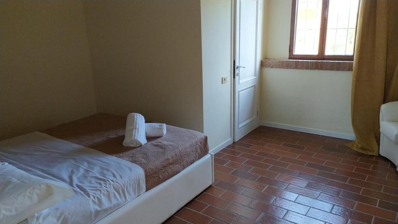 Montevecchio Apartments Montopoli in Val dʼArno Exteriör bild
